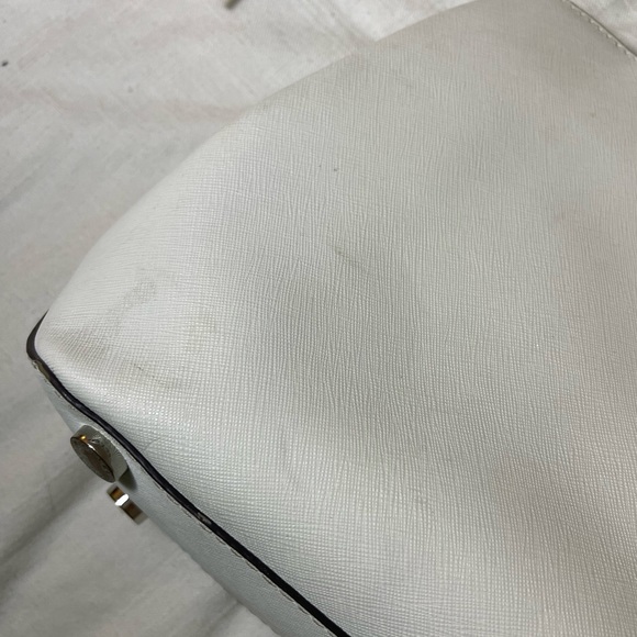 MICHEAL KORS WHITE CROSSBODY BAG - Picture 6 of 6